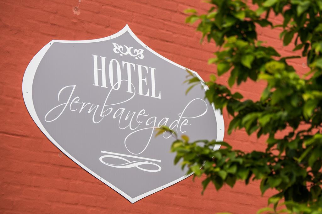 Hotel Jernbanegade Kibæk Exteriör bild